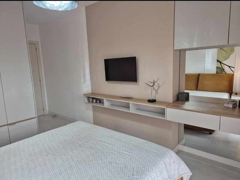 Expozitiei, Poligrafiei, Presei