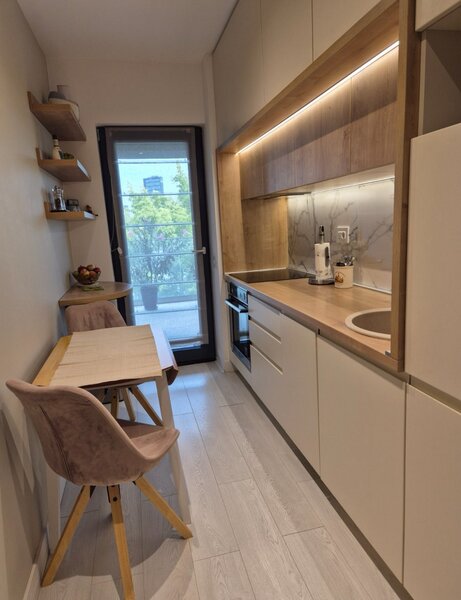 Expozitiei, Poligrafiei, Presei